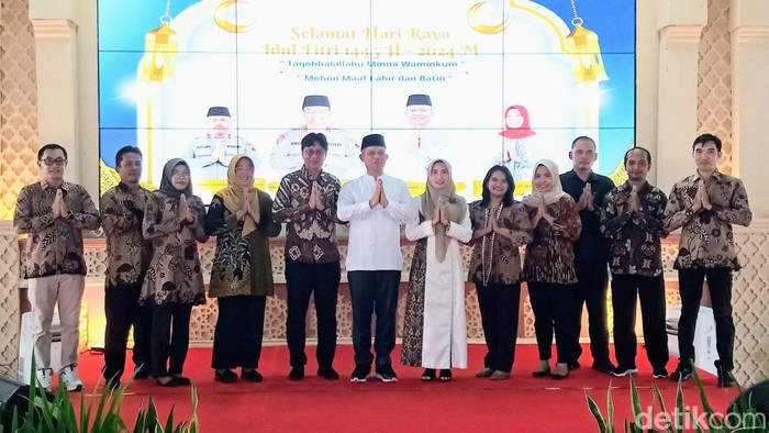 Halal bi halal Bupati Kebumen, Arif Sugiyanto bersama masyarakat, Minggu (14/4/2024)