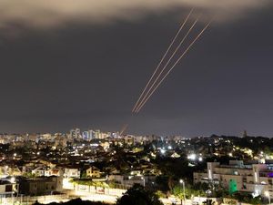 Israel Abaikan Nasehat Sekutu, Netanyahu Ambil Keputusan Sendiri Soal Serangan Udara Iran