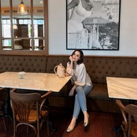 Sebelumnya pada tahun 2023 Jennifer diketahui sempat menjalani operasi bariatrik atau potong lambung. Setelah operasi tersebut tubuhnya pun terlihat semakin langsing. Foto: Instagram/@jeje_haris89