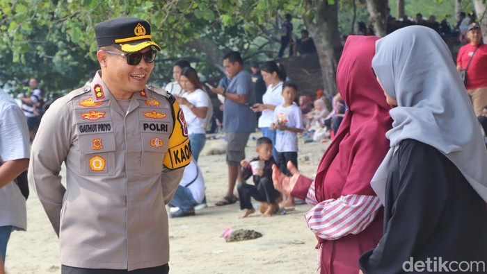 Kapolres Trenggalek AKBP Gathut Bowo
