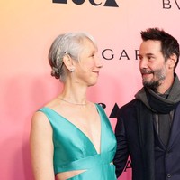 Viral di media sosial berita Keanu Reeves telah menikah dengan Alexandra Grant. Banyak yang percaya namun laporan terbaru mengungkap publisis sang aktor membantah kabar yang beredar. Foto: Getty Images/Momodu Mansaray