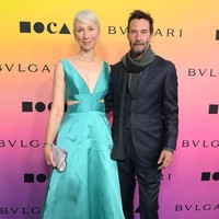 Alexandra Grant pernah bekerja di ArtCenter College of Design di Pasadena, California, dari 2009 hingga 2011. Dia juga mengajar seminar MFA di Cal State Northridge pada 2010. Dia kemudian menjabat sebagai mentor di program MFA Pacific Northwest College of Arts Distance dari 2013 hingga 2014. Dia melanjutkan tugas di Syracuse University pada 2015. Foto: Getty Images for The Museum of C/Charley Gallay