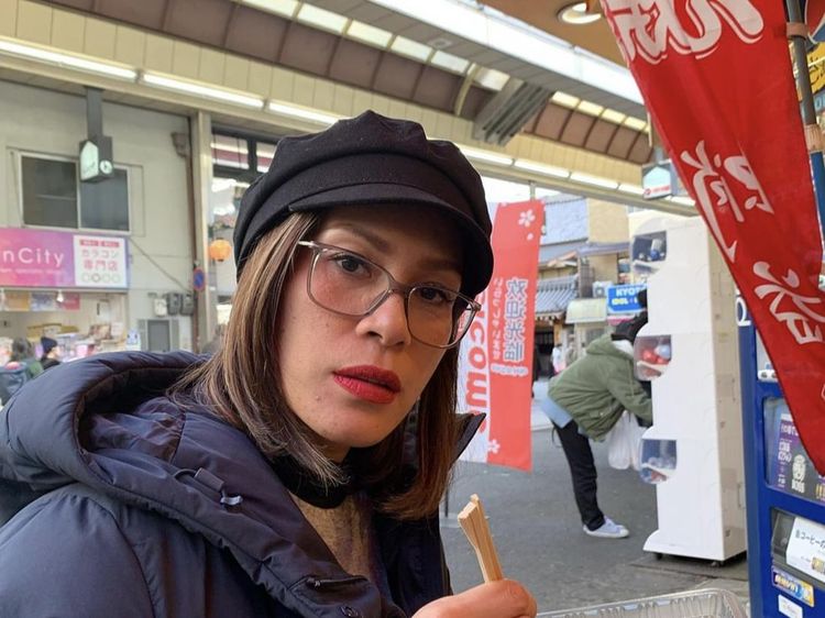 Kulineran Seru Inong Ayu, Istri Abimana Aryasatya yang Sedang Hamil