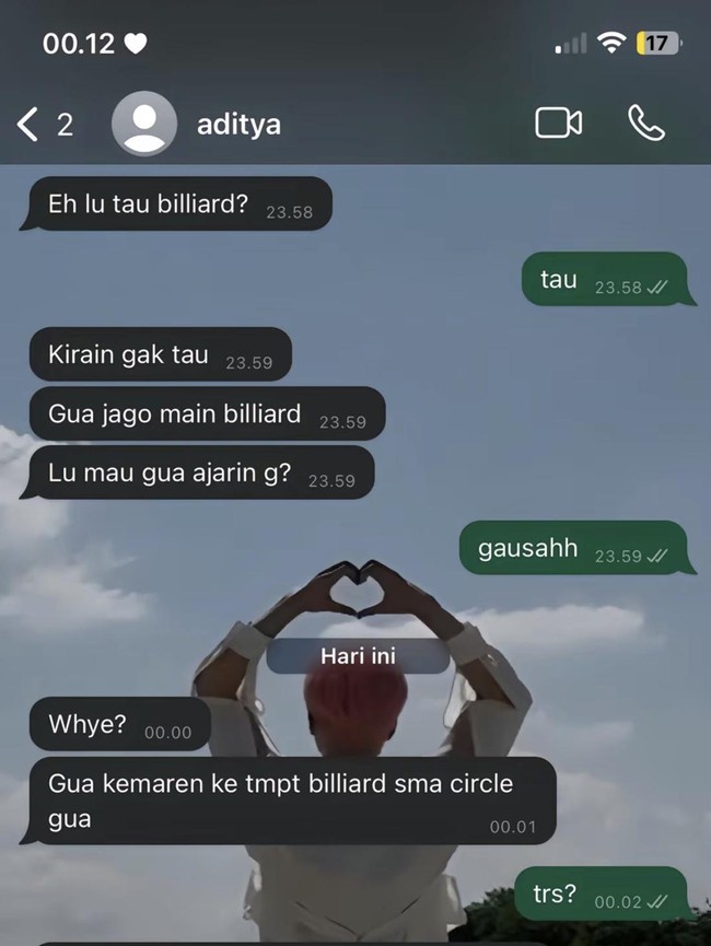 10 Chat Cringe Bikin Ikutan Malu Bacanya, Nggak Abis Pikir