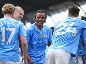 Klasemen Liga Inggris: City ke Puncak, MU Turun Peringkat