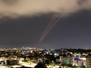 China Serukan Hal Ini Usai Iran Serang Israel