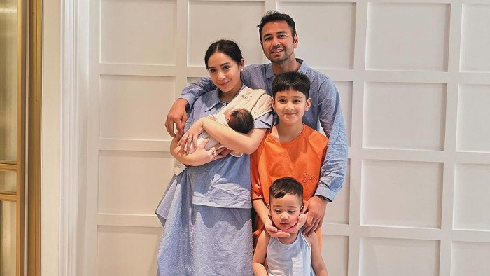 Raffi Ahmad Nagita Slavina Baby Lily