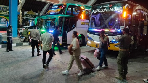 Situasi Terminal Mengwi saat H+4 Lebaran, Minggu pagi (14/4/2024). (Dok Terminal Mengwi)