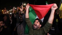 Sebelumnya, Tehran telah meminta Amerika Serikat untuk tidak campur tangan dalam konfliknya dengan Israel. Namun harapan tersebut pupus usai Pentagon mengkonfirmasi bahwa pasukan AS menembak jatuh drone menuju Israel.