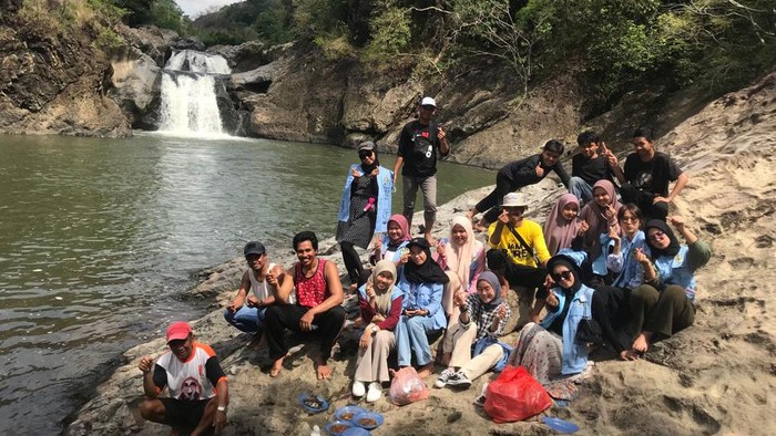 Wisata Air Terjun Tuang Loe, yang terletak di Desa Datara, Kecamatan Bontoramba, Kabupaten Jeneponto.