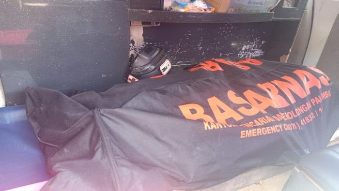 Yanto (48), pria di Palembang yang dilaporkan hilang dan tenggelam di Sungai Borang.