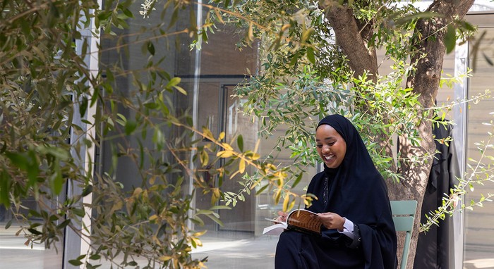 Area taman di Al Mujadilah Center and Mosque for Women