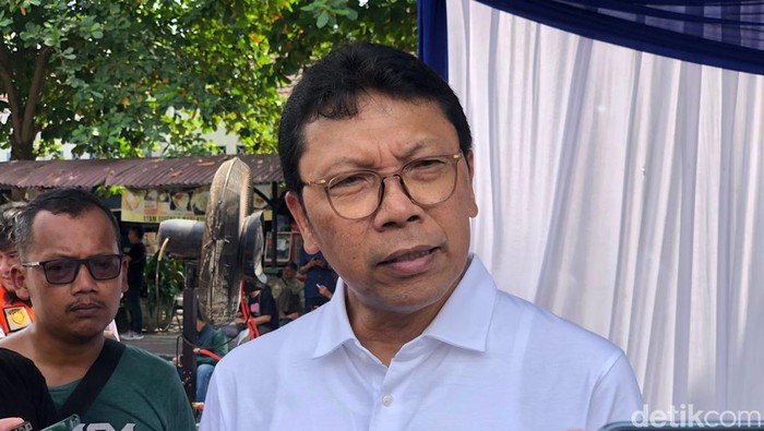 Pj Wali Kota Jogja Singgih Raharjo ditemui wartawan di Terminal Giwangan, Kota Jogja, Senin (15/4/2024).