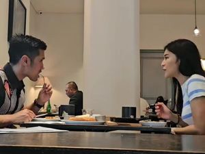 Romantisnya Dian Sastro yang Sering Dinner Date dengan Suami
