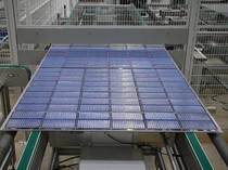 Eropa Banjir Produk China, Pabrik Panel Surya di Jerman Tutup