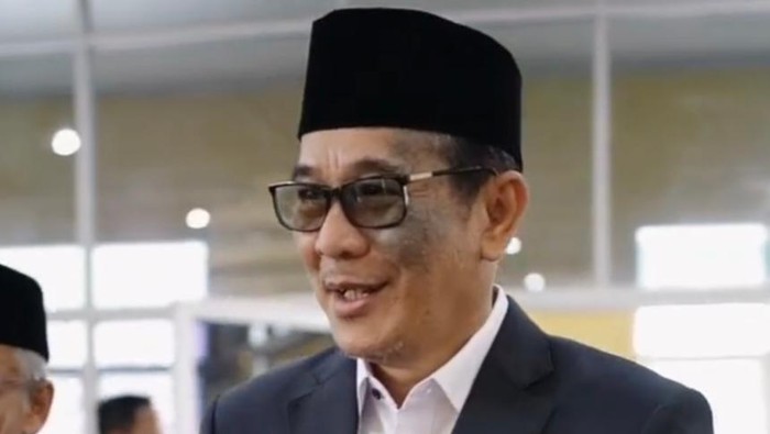 Heri Amalindo usai umrah akan mendaftar Cagub dari PDIP.