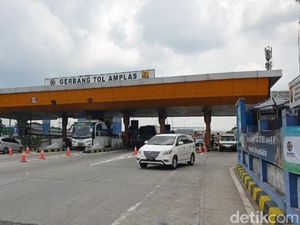 Arus Balik Lebaran, 26 Ribu Kendaraan Melintasi Gerbang Tol Amplas