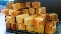 Kedai Mang Dadang di kawasan Empang, Bogor juga populer sebagai penjual kue balok tradisional. Perpaduan teknik memasak tradisionalnya dilengkapi dengan berbagai topping kekinian yang modern bikin pelanggan penasaran. Foto: Istimewa