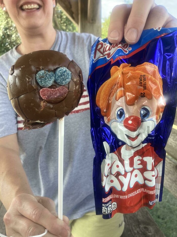 Mengsedih, Foto Makanan vs Realita yang Beda Jauh Kadang kenyataan tak seindah harapan. Kayak makanan berikut ini, dikira bakal sesuai gambar tahunya malah berbeda jauh.
