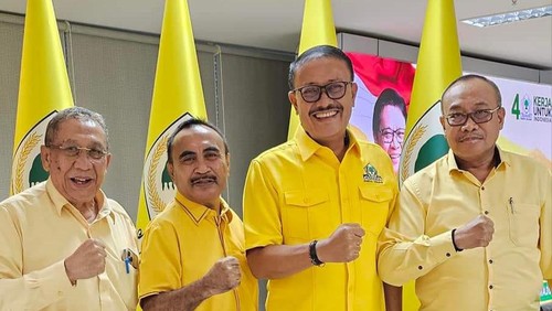 Pj Gubernur NTB Lalu Gita Ariadi (kanan) menghadiri pengarahan calon kepala daerah Partai Golkar di Jakarta beberapa waktu yang lalu. (Dok. DPD Partai Golkar NTB)