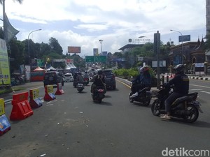 Volume Lalin Meningkat, Polisi Terapkan One Way Menuju Puncak Bogor