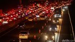 Potret Kemacetan Panjang di GT Cikampek Utama Saat Puncak Arus Balik