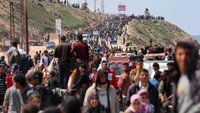 Israel mengobarkan perang genosida di Gaza setelah gerakan perlawanan Palestina Hamas melakukan serangan mendadak di wilayah Selatan.  Agresi Israel sejauh ini telah menewaskan sedikitnya 33.700 warga Palestina, sebagian besar merupakan perempuan dan anak-anak.