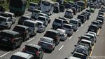 Potret Terkini Padatnya Arus Balik di Tol Cikampek