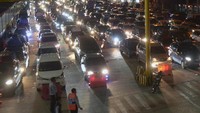 Menurut data Posko Bakauheni selama 24 jam terakhir, total kendaraan yang telah menyeberang dari Pulau Sumatera menuju Pulau Jawa sejak H+4 mencapai 93.025 unit kendaraan dengan total penumpang yang telah menyebrang sebanyak 387.204 orang.