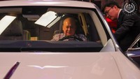 Sekadar informasi tambahan Hongqi adalah merek mobil kelas atas dari China di bawah naungan FAW Group, perusahaan milik negara. Foto: Facebook Official Sultan Ibrahim