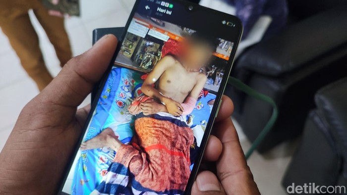 Remaja di Palembang menjadi korban pembacokan.