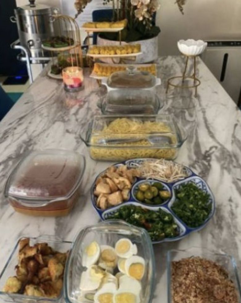 Sedih! Ibu Ini Masak Banyak untuk Halalbihalal, Ternyata Tak Ada Tamu Datang