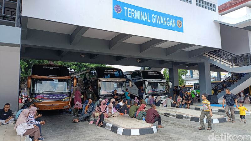 Terminal Giwangan Jogja, Senin (15/4/2024)