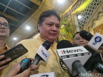 Airlangga Balas Hasto soal Semua Boleh Daftar kecuali Bobby