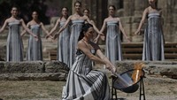 Hampir 100 hari sebelum pembukaan Olimpiade Paris 2024, api Olimpiade akan dinyalakan di Olympia kuno untuk estafet obor. Rencananya membentang dari Acropolis ke Polinesia Prancis.  