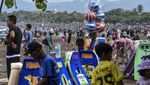 Wow! Pantai Pangandaran Masih Dipenuhi Wisatawan