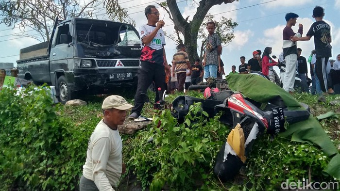 Adu Banteng 2 Motor Vs Pikap di Klaten Tewaskan 2 Siswi SMA