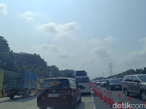 Cuti Lebaran Berakhir, Tol Japek Arah Cikampek Padat Pagi Ini