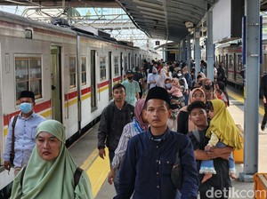 Wanita Tertabrak KRL di Depok, 5 Perjalanan KRL Sempat Terdampak