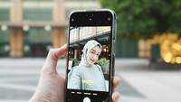 Melody Prima kini terlihat semakin cantik usai berhijab. Ia menjalani hidup dengan status baru sebagai single-mom. Melody mengakui dirinya kini punya hobi baru yaitu traveling. Foto: Instagram melodyprima