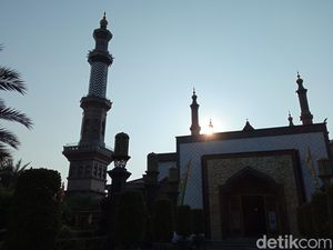 Jadwal Sholat di Cirebon Hari Ini, Kamis 14 Mei 2026