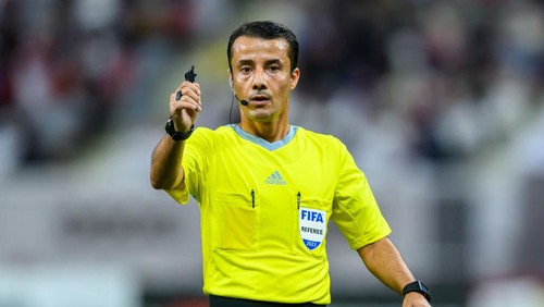 The Referee Nasrullo Kabirov of Tajikistan during the Qualification Round for the FIFA World Cup 2026 and AFC Asian Cup 2027 Group A match between Afghanistan and Qatar  at Khalifa International Stadium in Doha, Qatar on 16 November 2023.Qatar won 8-1.

 (Photo by Noushad Thekkayil/NurPhoto via Getty Images)