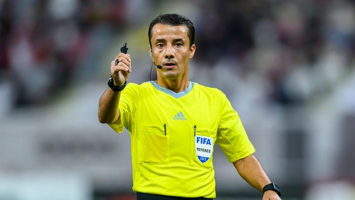 The Referee Nasrullo Kabirov of Tajikistan during the Qualification Round for the FIFA World Cup 2026 and AFC Asian Cup 2027 Group A match between Afghanistan and Qatar  at Khalifa International Stadium in Doha, Qatar on 16 November 2023.Qatar won 8-1.

 (Photo by Noushad Thekkayil/NurPhoto via Getty Images)