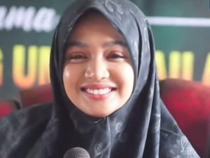 Ning Umi Laila Akui Keliru soal Ceramah Singgung Rhoma Irama