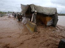 Pakistan Diselimuti Cuaca Buruk, 41 Orang Tewas