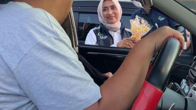 Pemudik Apresiasi Petugas Penyeberangan Ferry