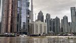 Penampakan Banjir Merendam Jalan-jalan di Dubai