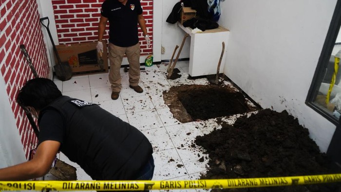 Tukang Kebun di Bandung Bunuh dan Kubur Didi Dalam Rumah gegara Honor