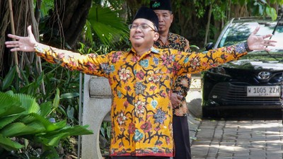 Reaksi Santai Bupati Sidoarjo Saat Ditetapkan Jadi Tersangka Korupsi