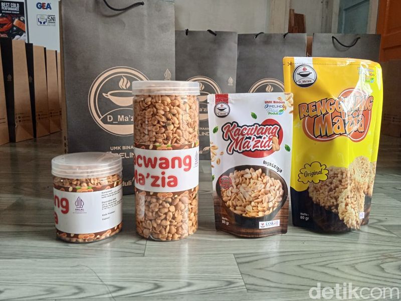 Rengginang dan kacang produksi D_Ma'Zia (Andika Syahputra/detikcom)